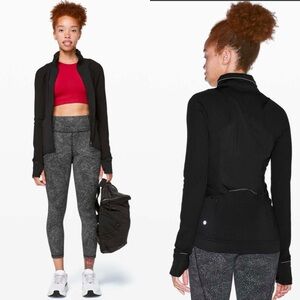 Lululemon Far and Free Jacket
Black size 4